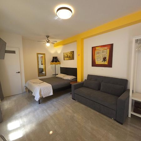 Great 35 Sq M Studio On 1St Floor In Bohemian Psyri In Athens' Historic Center-In Vivo Apartments ภายนอก รูปภาพ