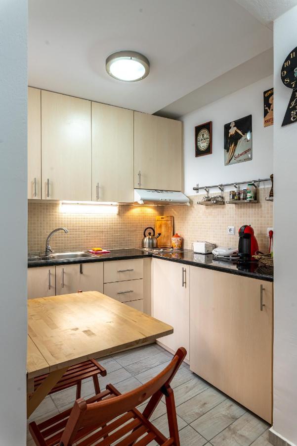Great 35 Sq M Studio On 1St Floor In Bohemian Psyri In Athens' Historic Center-In Vivo Apartments ภายนอก รูปภาพ