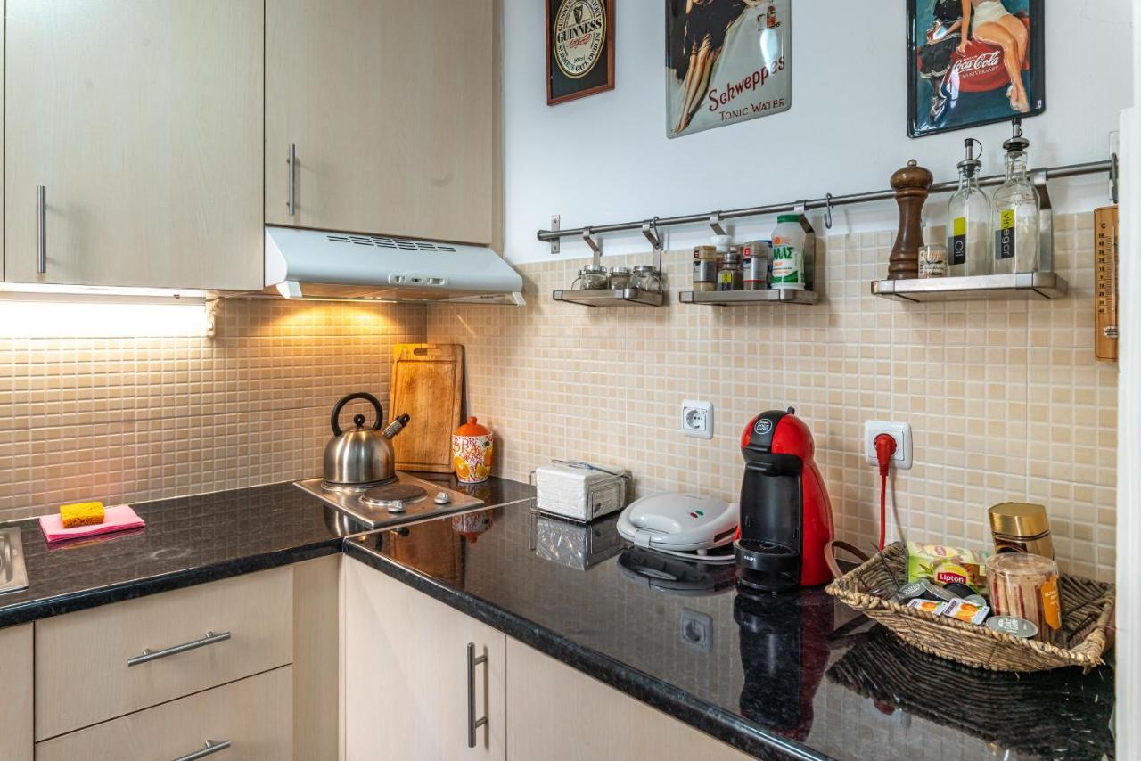 Great 35 Sq M Studio On 1St Floor In Bohemian Psyri In Athens' Historic Center-In Vivo Apartments ภายนอก รูปภาพ