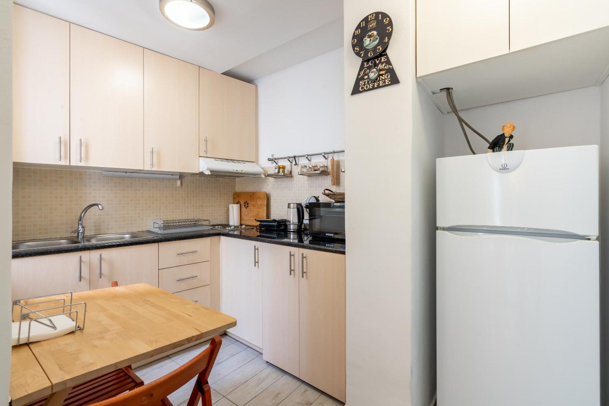Great 35 Sq M Studio On 1St Floor In Bohemian Psyri In Athens' Historic Center-In Vivo Apartments ภายนอก รูปภาพ